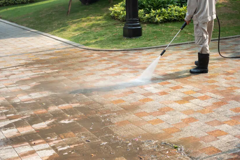 Driveway Pressure Cleaning Driveway Pressure Cleaning