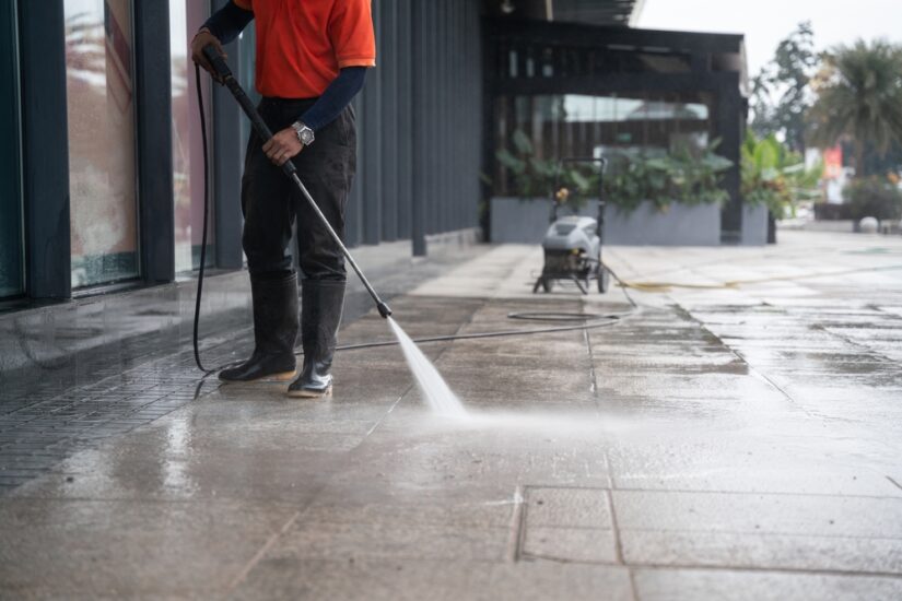 Pressure Cleaning & Power Washing in Hialeah, Florida